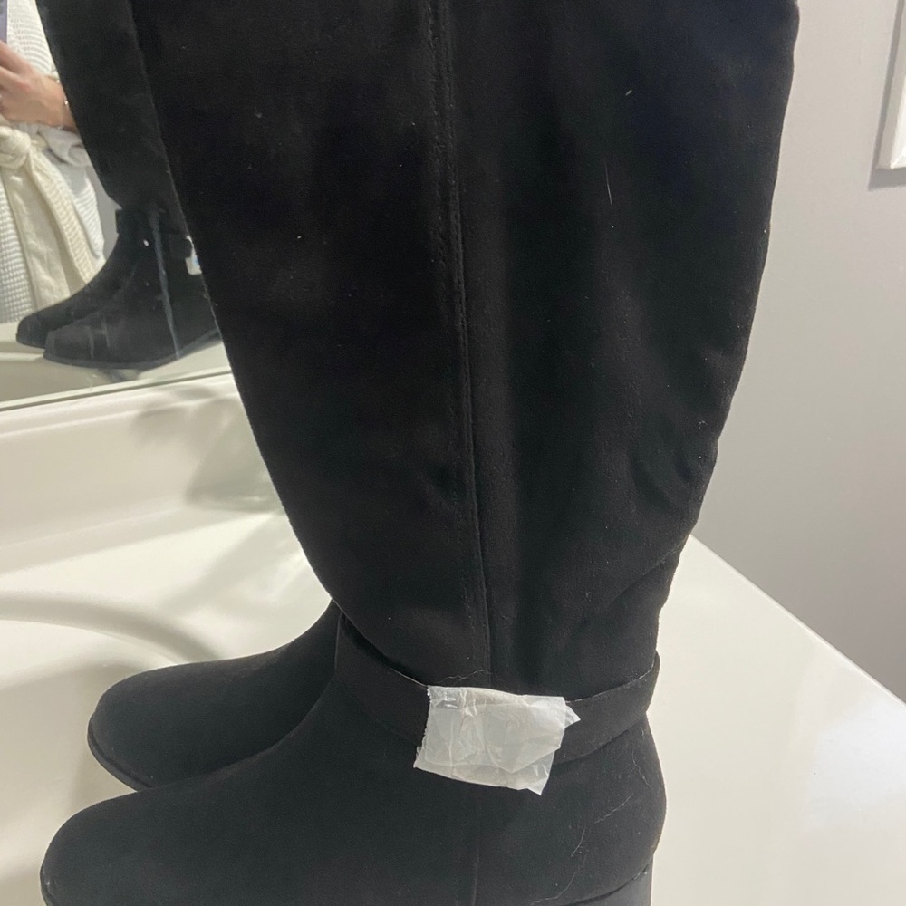 Calf height black boots - Picture 4 of 4